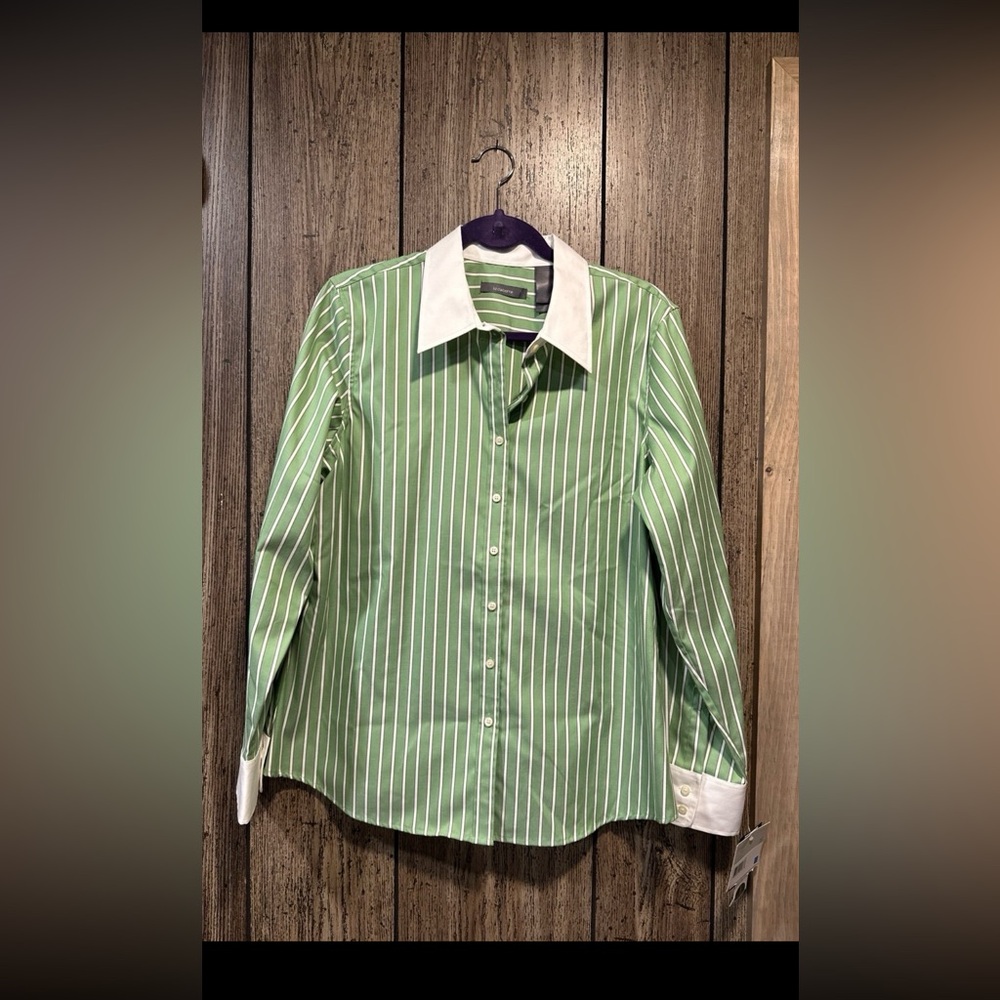Liz Claiborne Button down shirt